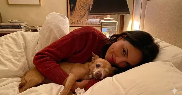 Eiza González y su mascota
