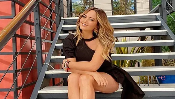 Andrea Legarreta en las gradas (Foto: Publimetro)