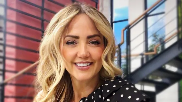 Andrea Legarreta es la orgullosa madre de jóvenes talentosas que siguen sus pasos.