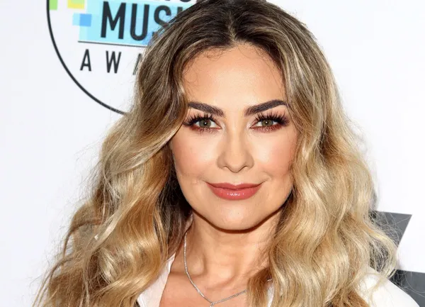 Aracely Arámbula es la orgullosa madre de los dos hijos varones de Luis Miguel.