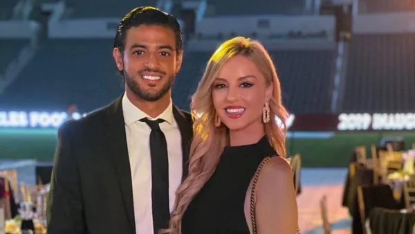 Desde viajes a toda clase de lujos, Carlos Vela le da todo a su guapa esposa.