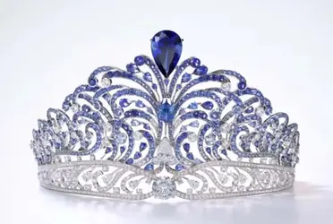 La corona que esta noche será entregada a la representante que sea nombrada como Miss Universo, tuvo un valor muy elevado