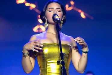 La llamada 'Princesa del regional mexicano' se defendió con una supuesta indirecta de quienes dicen que 'ya no llena sus con sus conciertos'