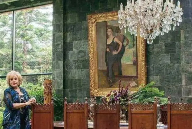 Silvia Pinal y el cuadro que le pintó Diego Rivera