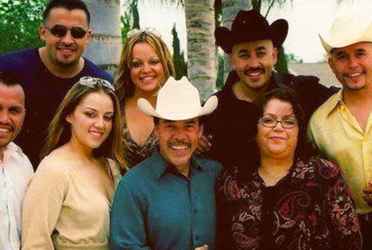 Mientras la familia Rivera aparece en Telemundo y luego en Univisión, fans aseguran que les dan demasiada atención