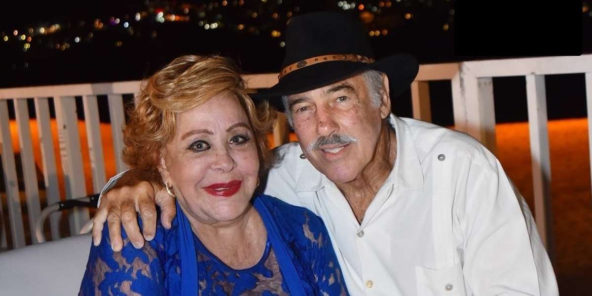 Andrés García confesó que tiene una deuda con la madre de Alejandra Guzmán 
