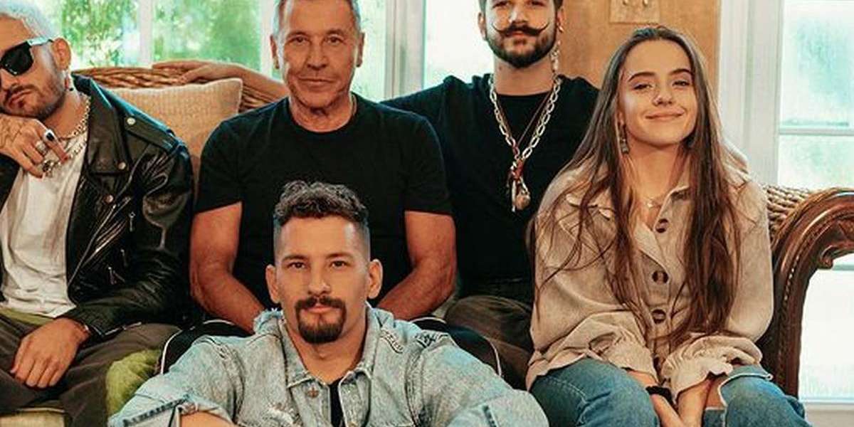 El cantante venezolano, su esposa Marlene Rodríguez y sus hijos tendrán un show propio.