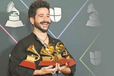 Camilo: así celebró el clan Montaner el triunfo del colombiano en los Latin Grammy