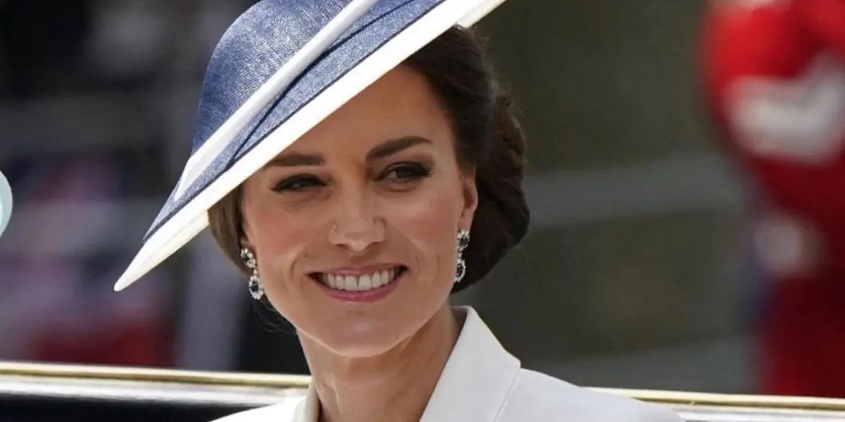 Kate Middleton reaparece y confirma los rumores sobre su salud