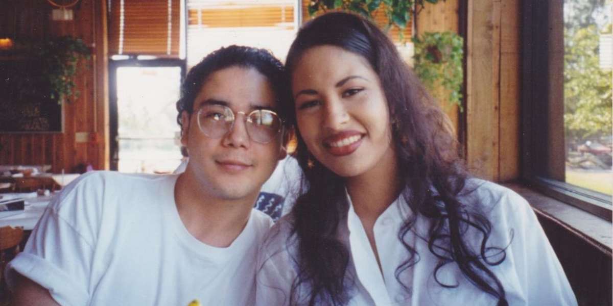 A 28 años de su muerte, el viudo de Selena la recuerda con fotografías nunca antes vistas