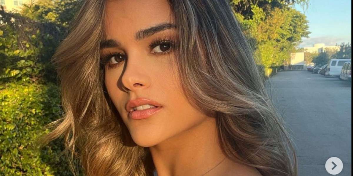 La presentadora de Univisión y ex reina de belleza, Clarissa Molina, hizo una tierna publicación en Instagram en la que expresó todo su amor, pero no a su novio