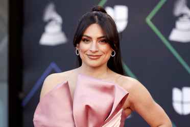 Ana Brenda Contreras: cuánto cuesta el exclusivo vestido que usó en los Latin Grammy