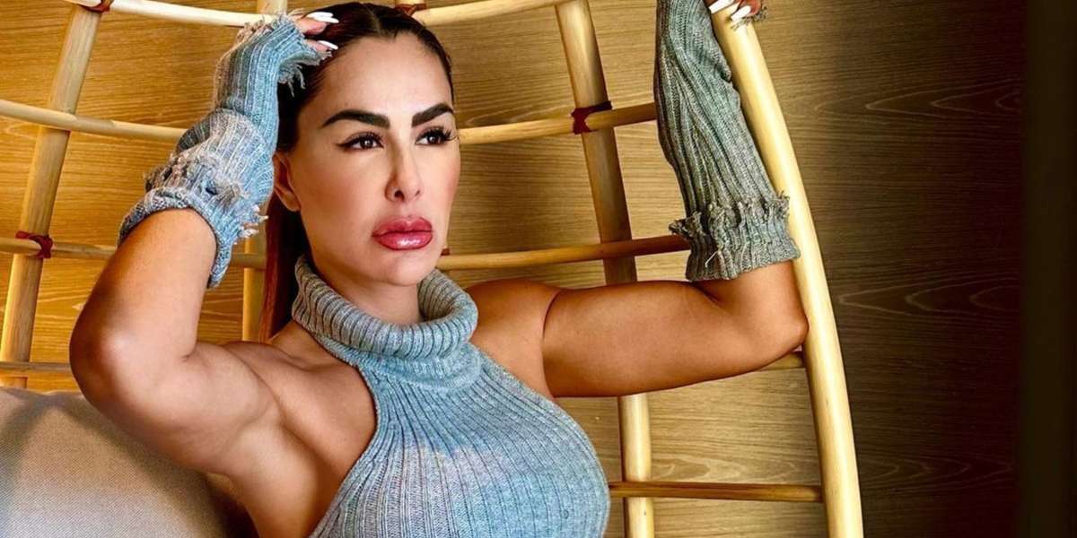 Ninel Conde Cuánto ha gastado en sus cirugías y cómo ha cambiado